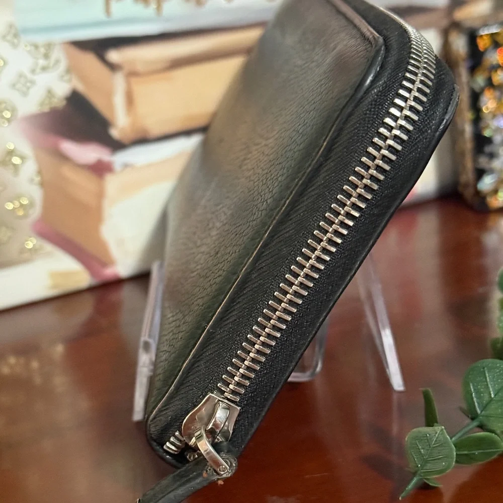 Dior Homme Black Grained Calfskin Long Zip Around Wallet
